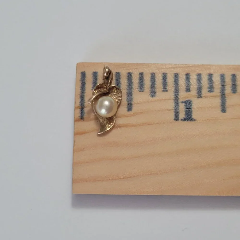10k Gold Pearl Pea Pod Leaf Pendant by Crater June Birthstone - Picture 12 of 15